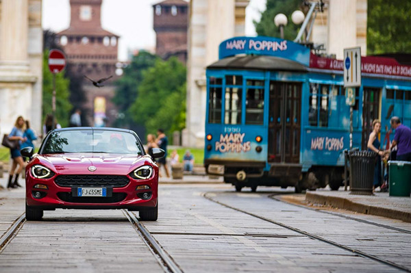 Prova su strada FIAT 124 Spider: Moderna nostalgia romantica!